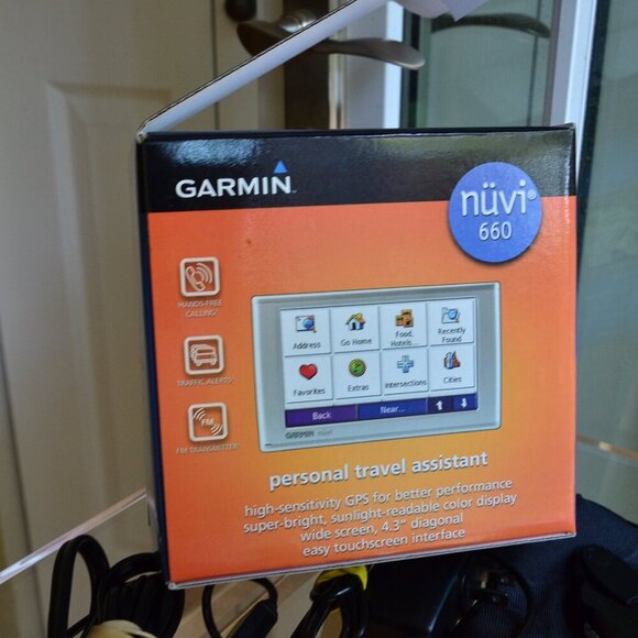 Garmin Nuvi 660 GPS BUNDLE - Picture 9 of 9